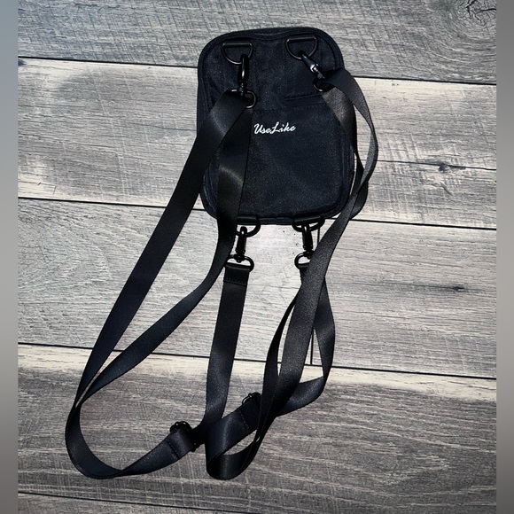 Use Like Mini Backpack - Picture 2 of 3